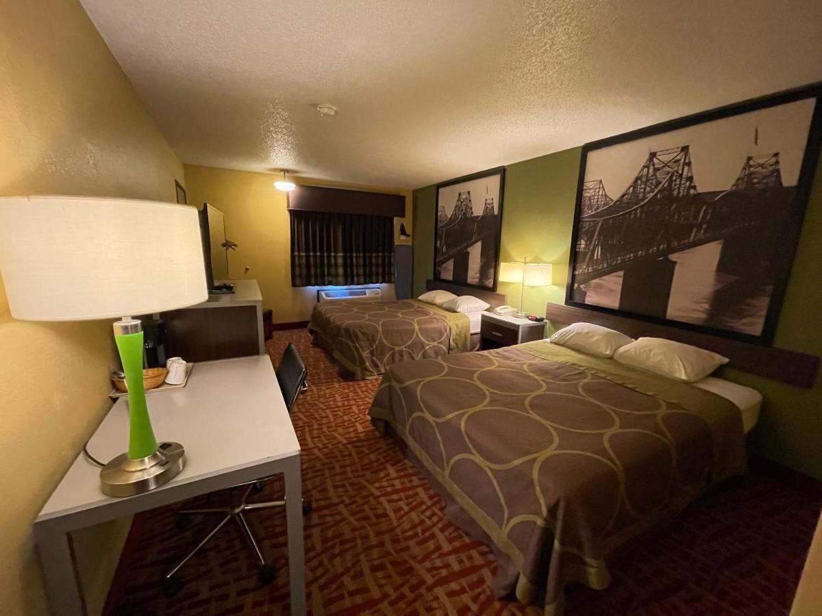 Super 8 By Wyndham Van Buren/Ft. Smith Area Bagian luar foto