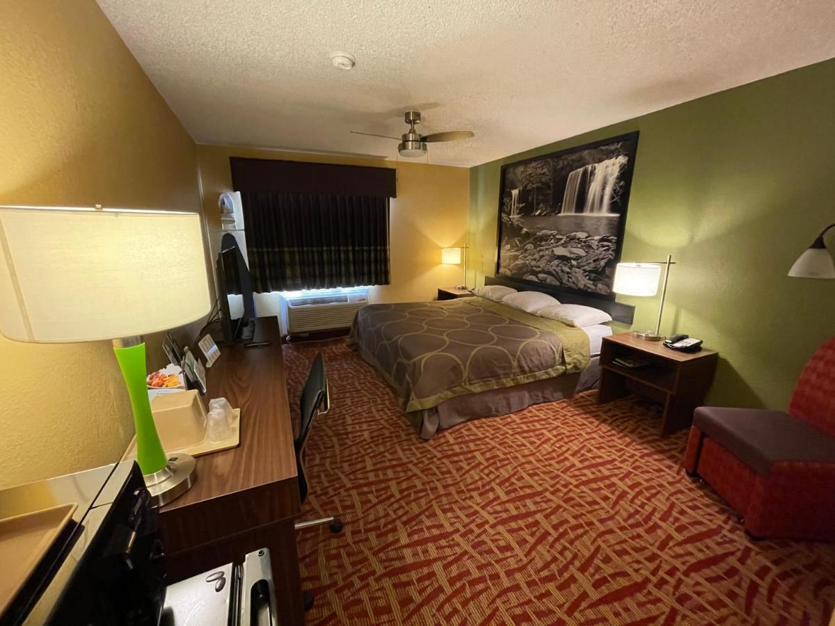 Super 8 By Wyndham Van Buren/Ft. Smith Area Bagian luar foto