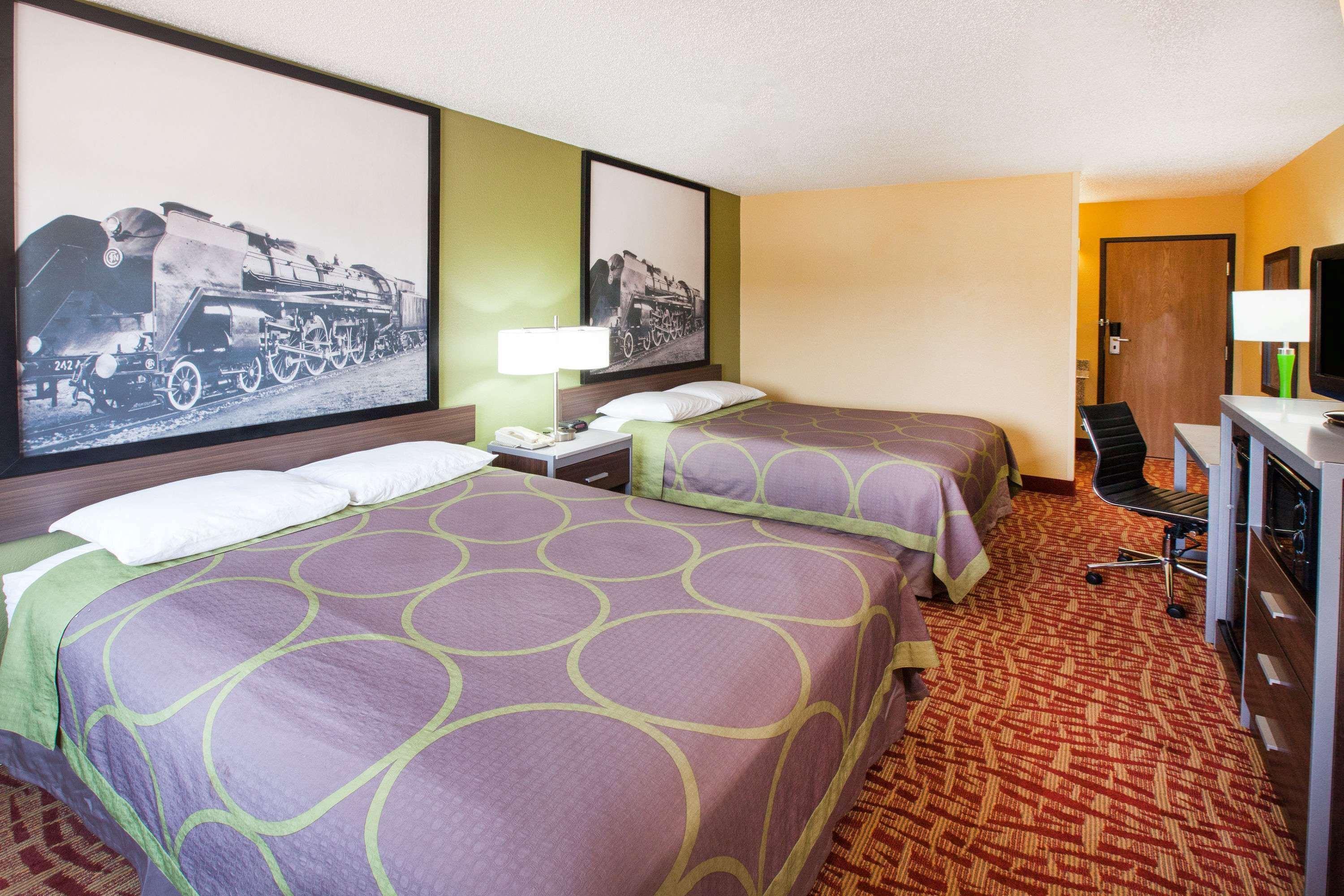 Super 8 By Wyndham Van Buren/Ft. Smith Area Bagian luar foto